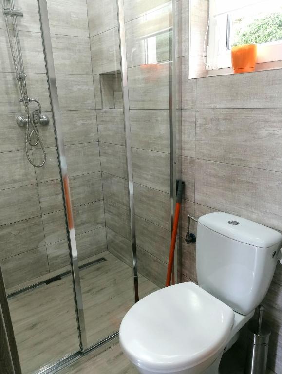 Łazienka z prysznicem typu walk-in